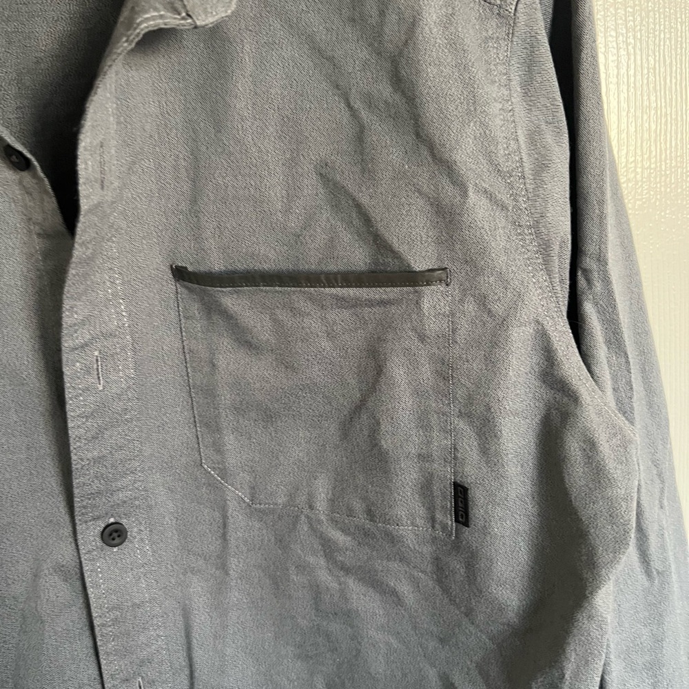 Ogio Mens Button Up - Picture 2 of 9